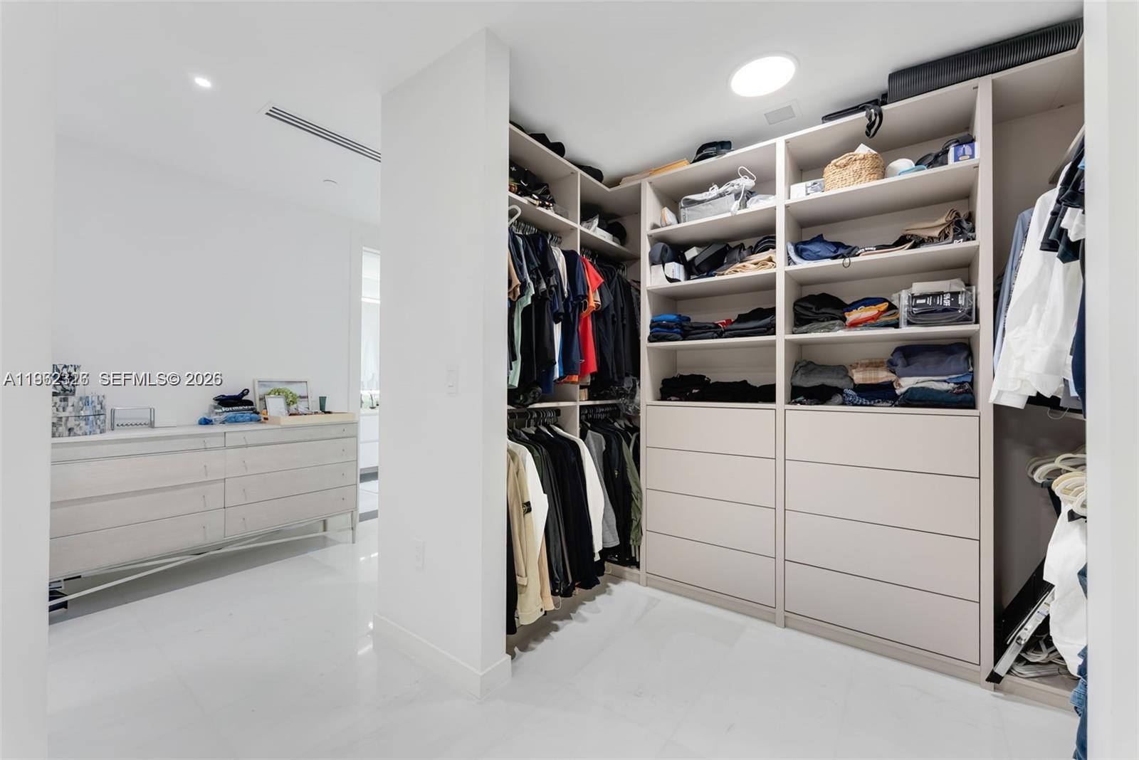 Aston Marin Residences - Residential