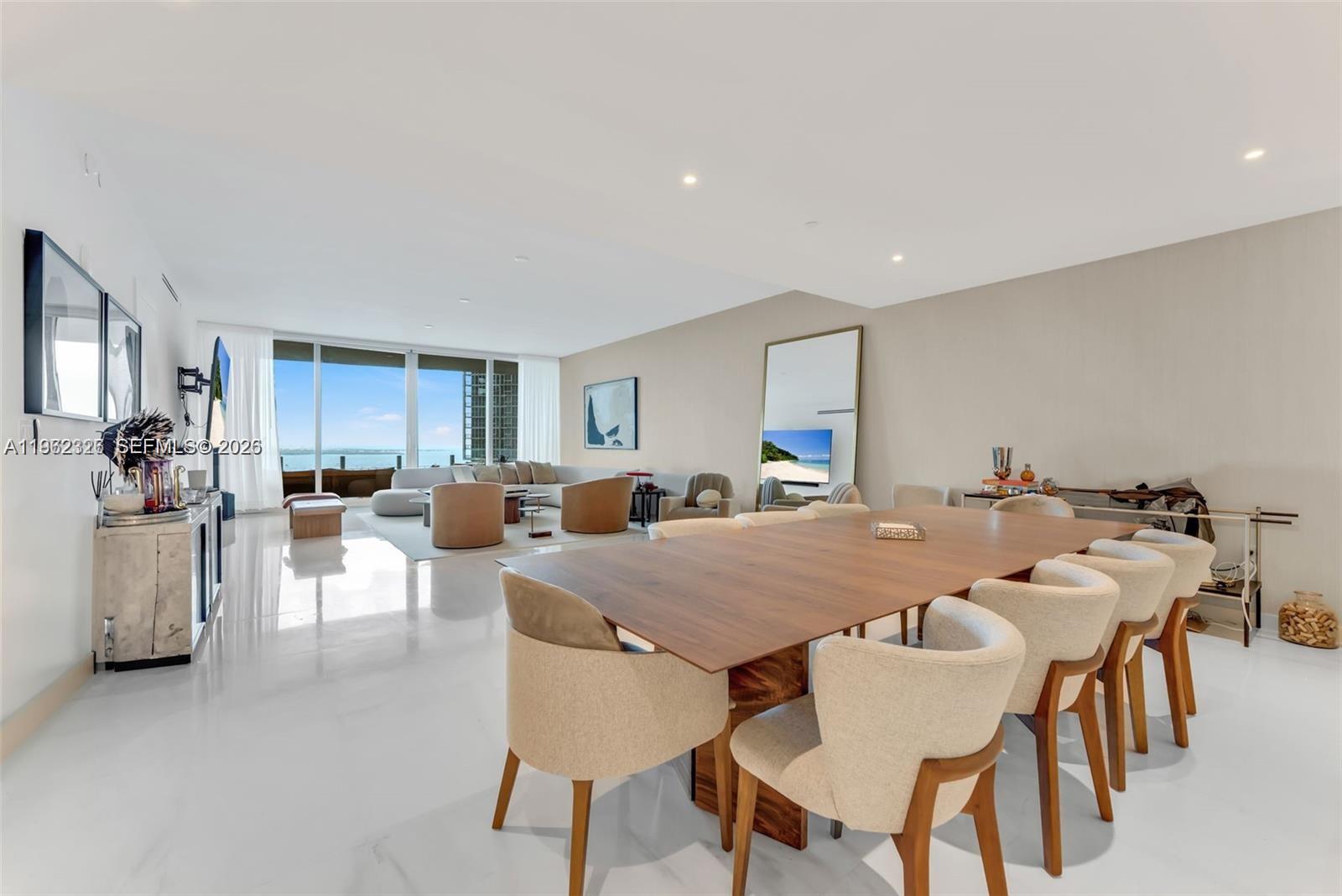 Aston Marin Residences - Residential