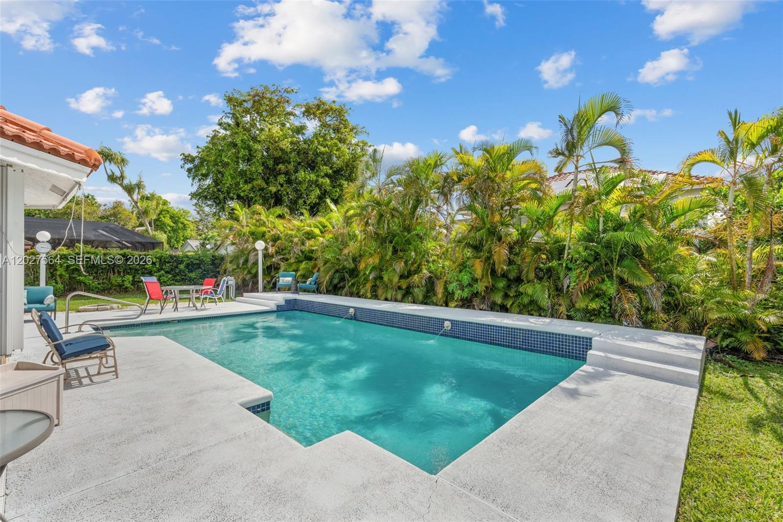 WINSTON PARK - Residential