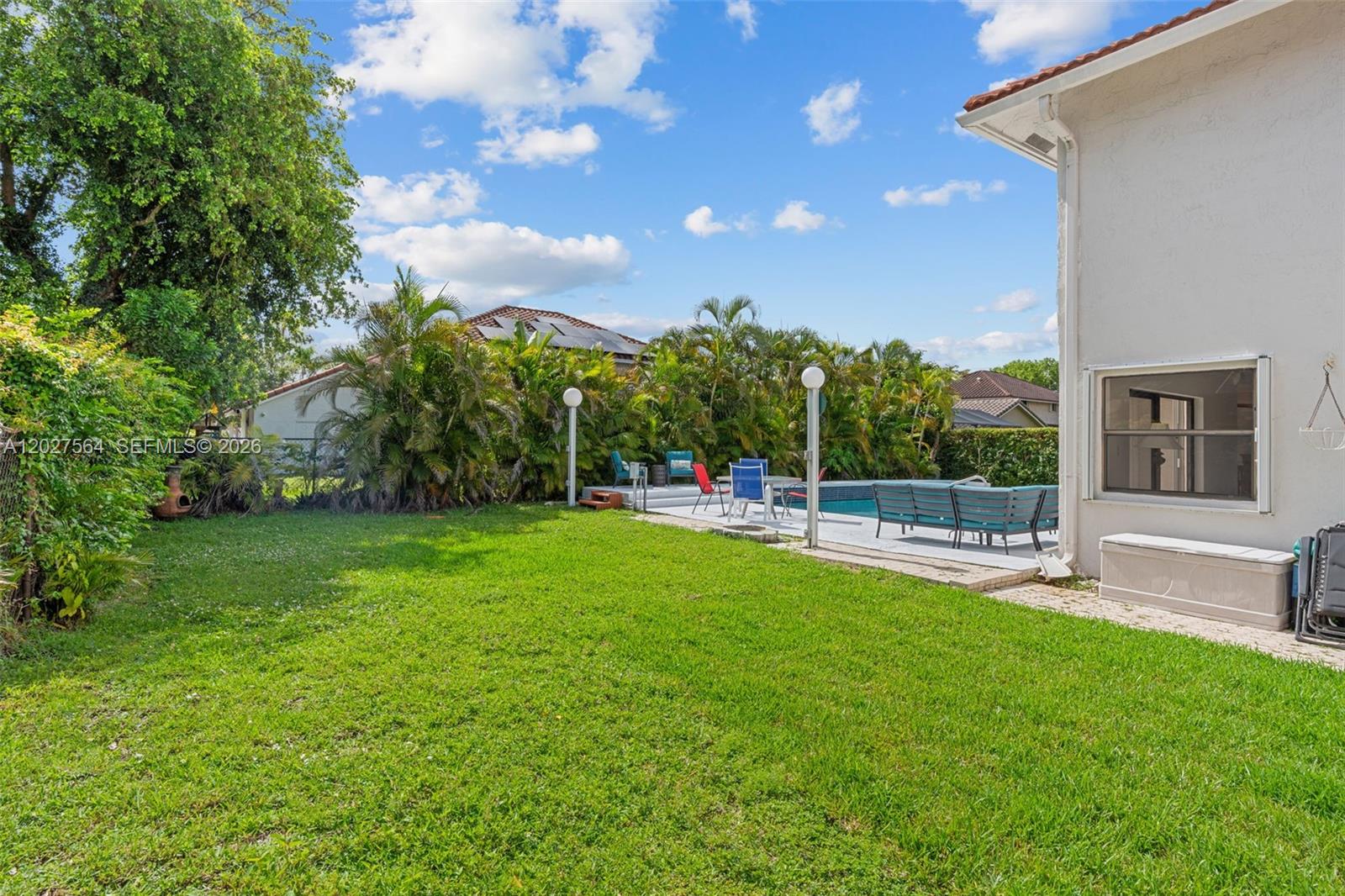 WINSTON PARK - Residential