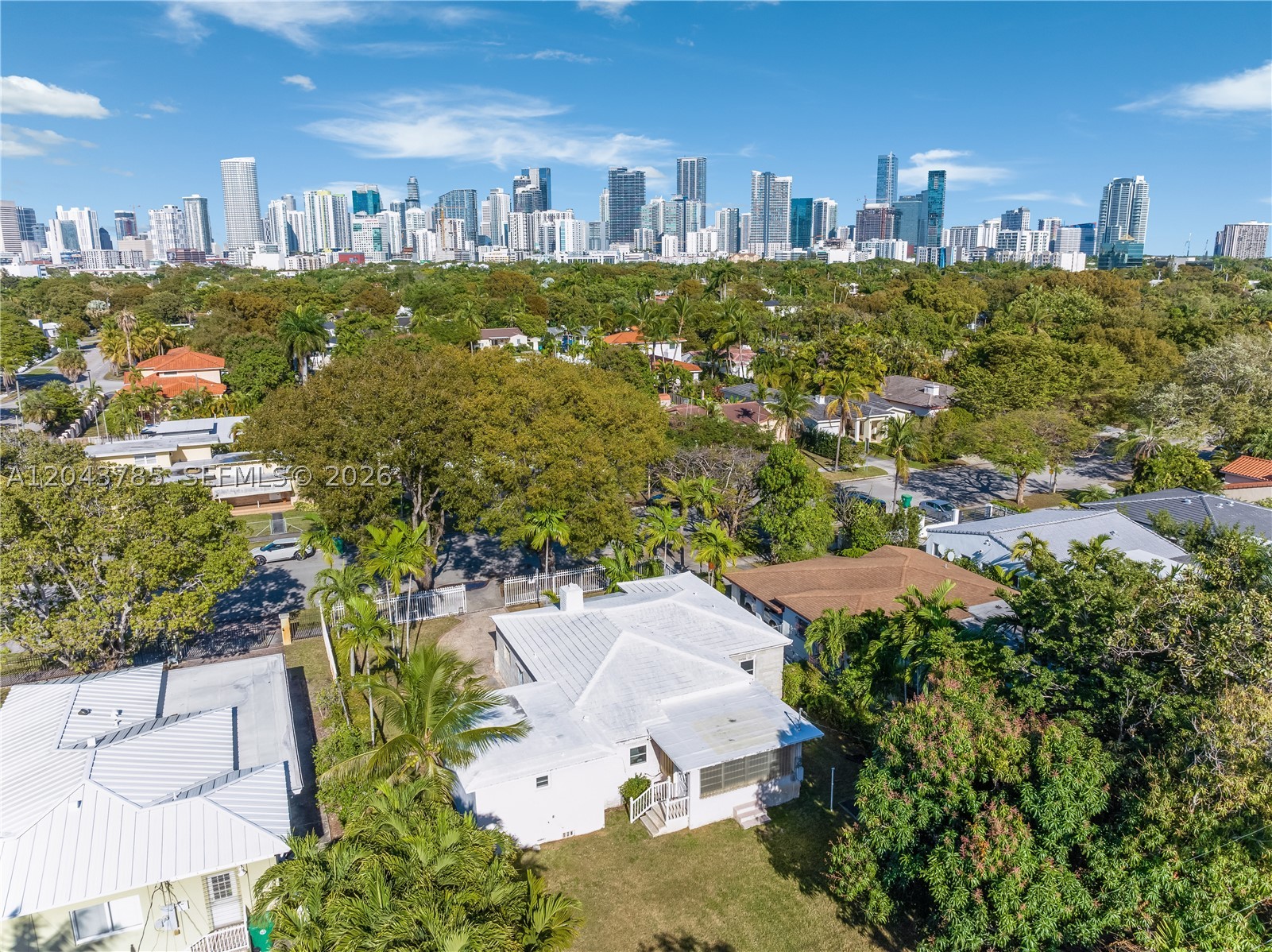 BRICKELL ESTATES - Residential Lease