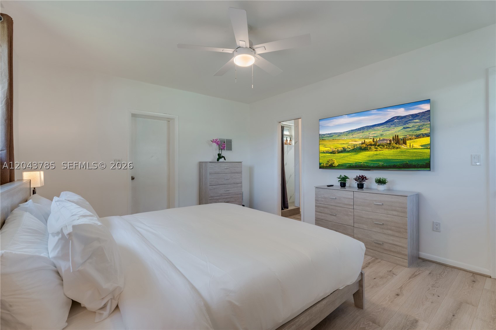 BRICKELL ESTATES - Residential Lease