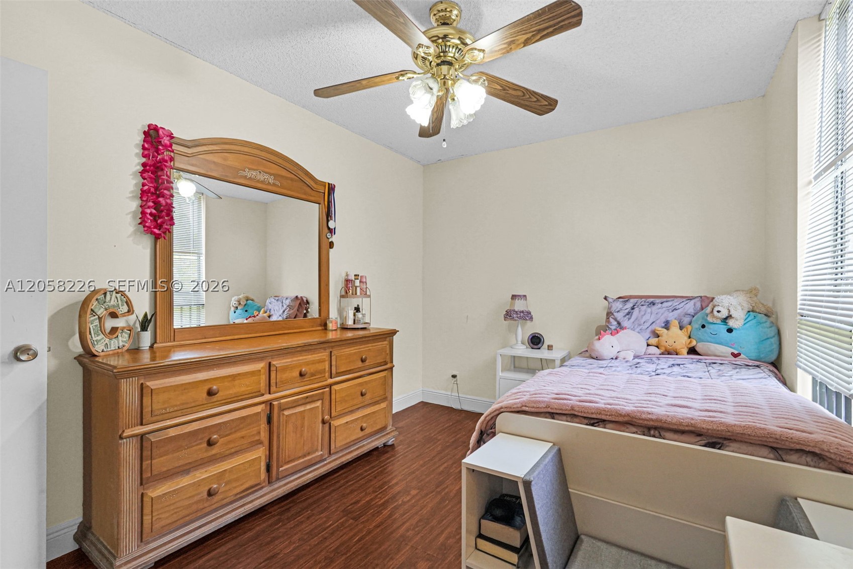 HARVEST SECTION FOUR COND - Residential