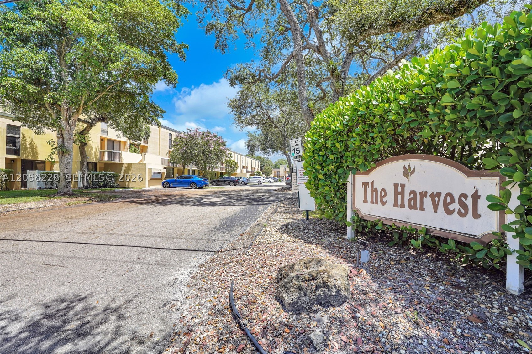 HARVEST SECTION FOUR COND - Residential