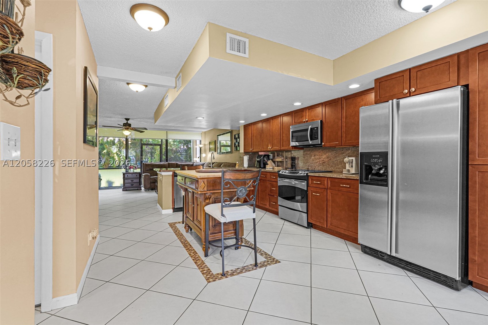 HARVEST SECTION FOUR COND - Residential