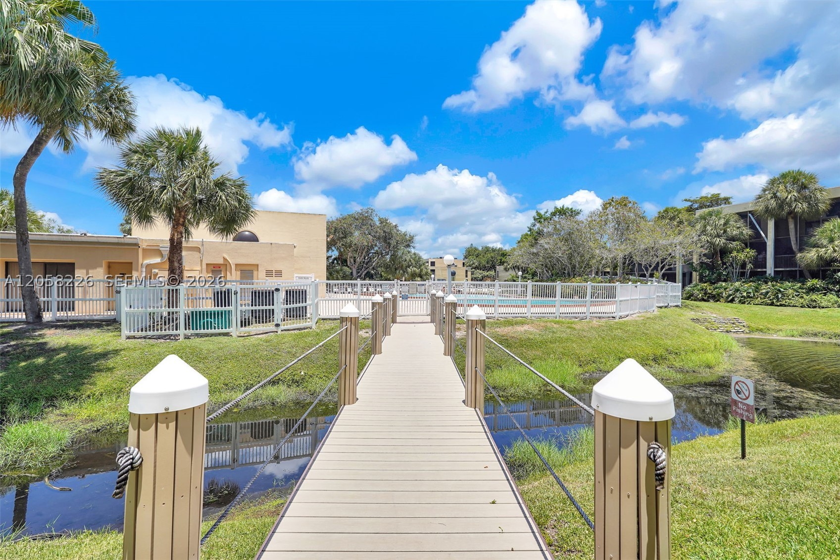 HARVEST SECTION FOUR COND - Residential