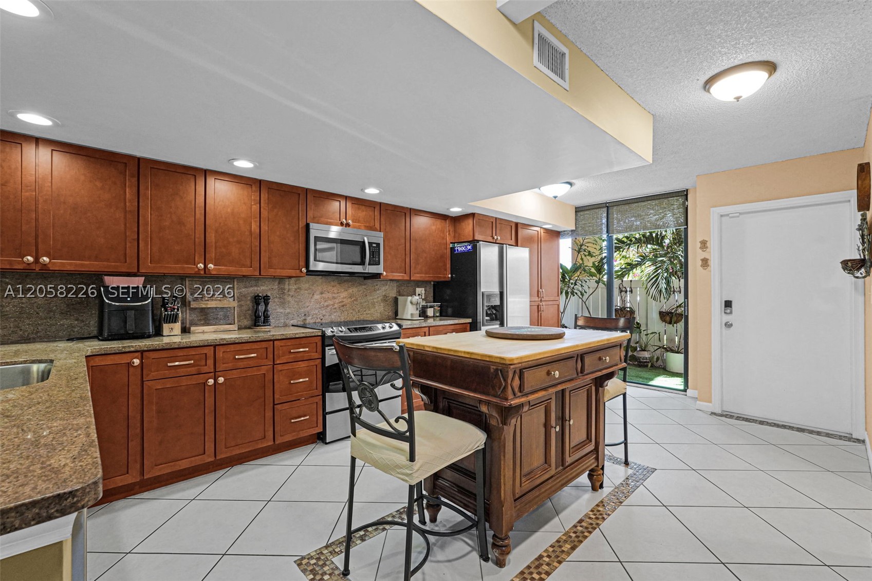 HARVEST SECTION FOUR COND - Residential