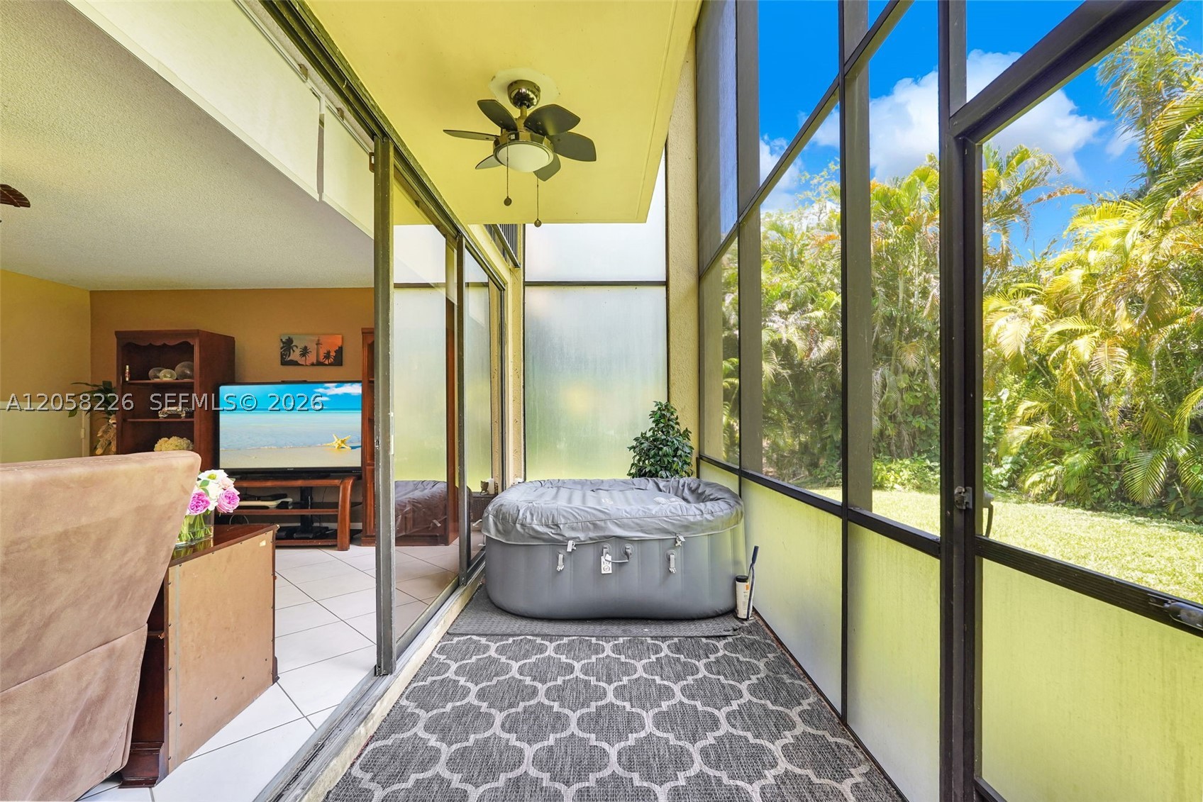 HARVEST SECTION FOUR COND - Residential