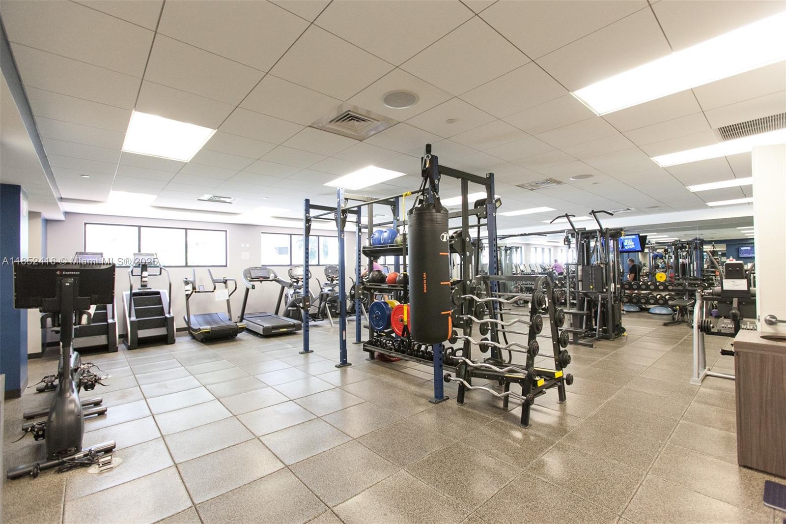 3000 ISL BLVD WILLIAMS IS - Residential