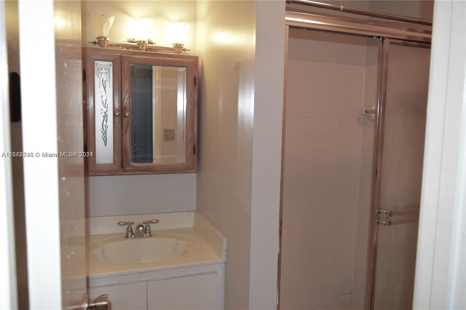 SKY LAKE HOMES - Residential Lease