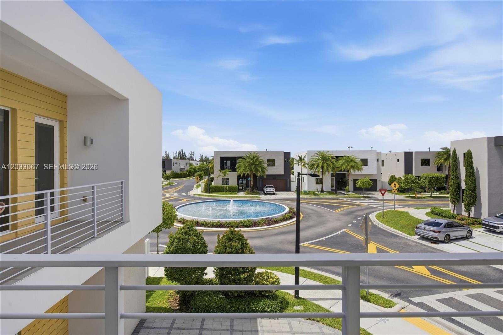 DORAL COMMONS RESIDENTIAL - Residential