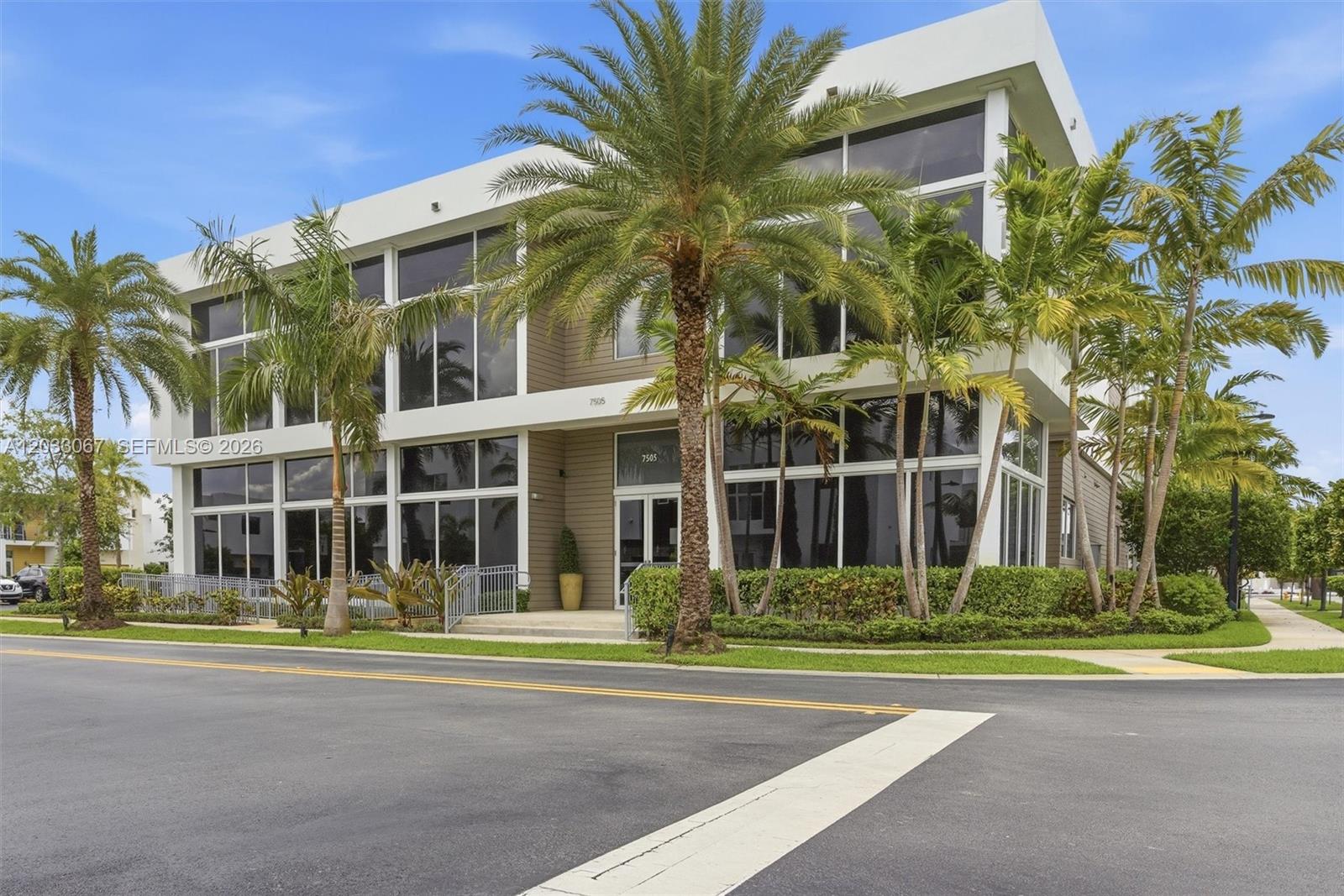 DORAL COMMONS RESIDENTIAL - Residential