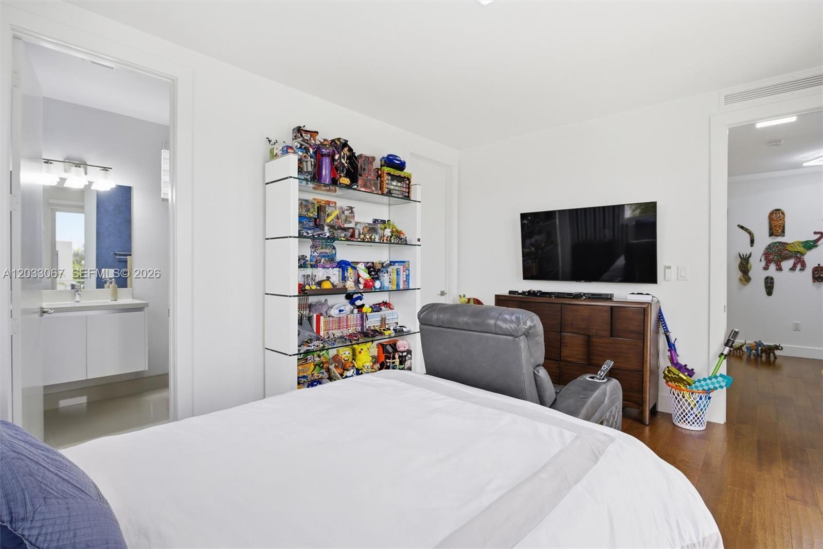 DORAL COMMONS RESIDENTIAL - Residential