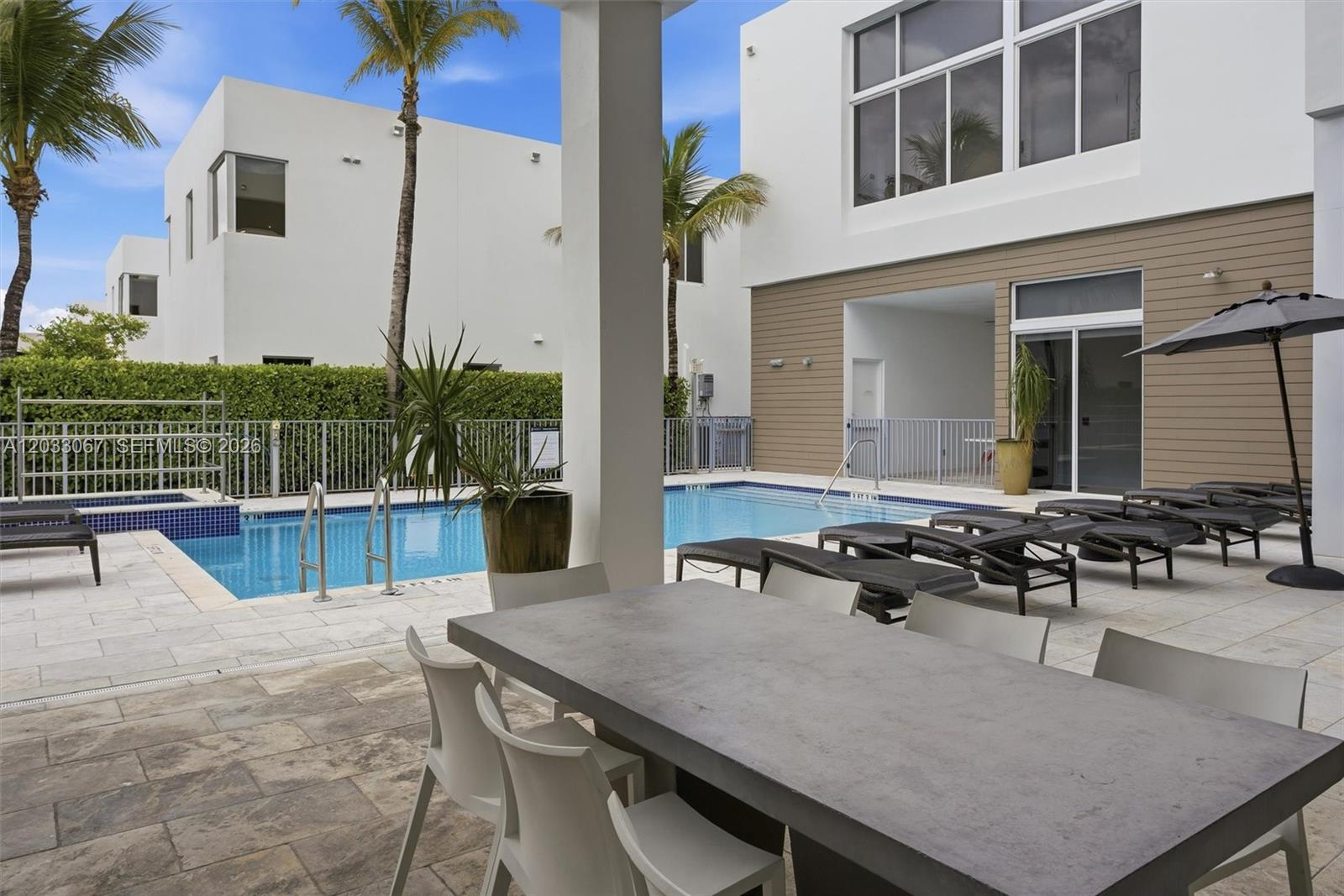 DORAL COMMONS RESIDENTIAL - Residential