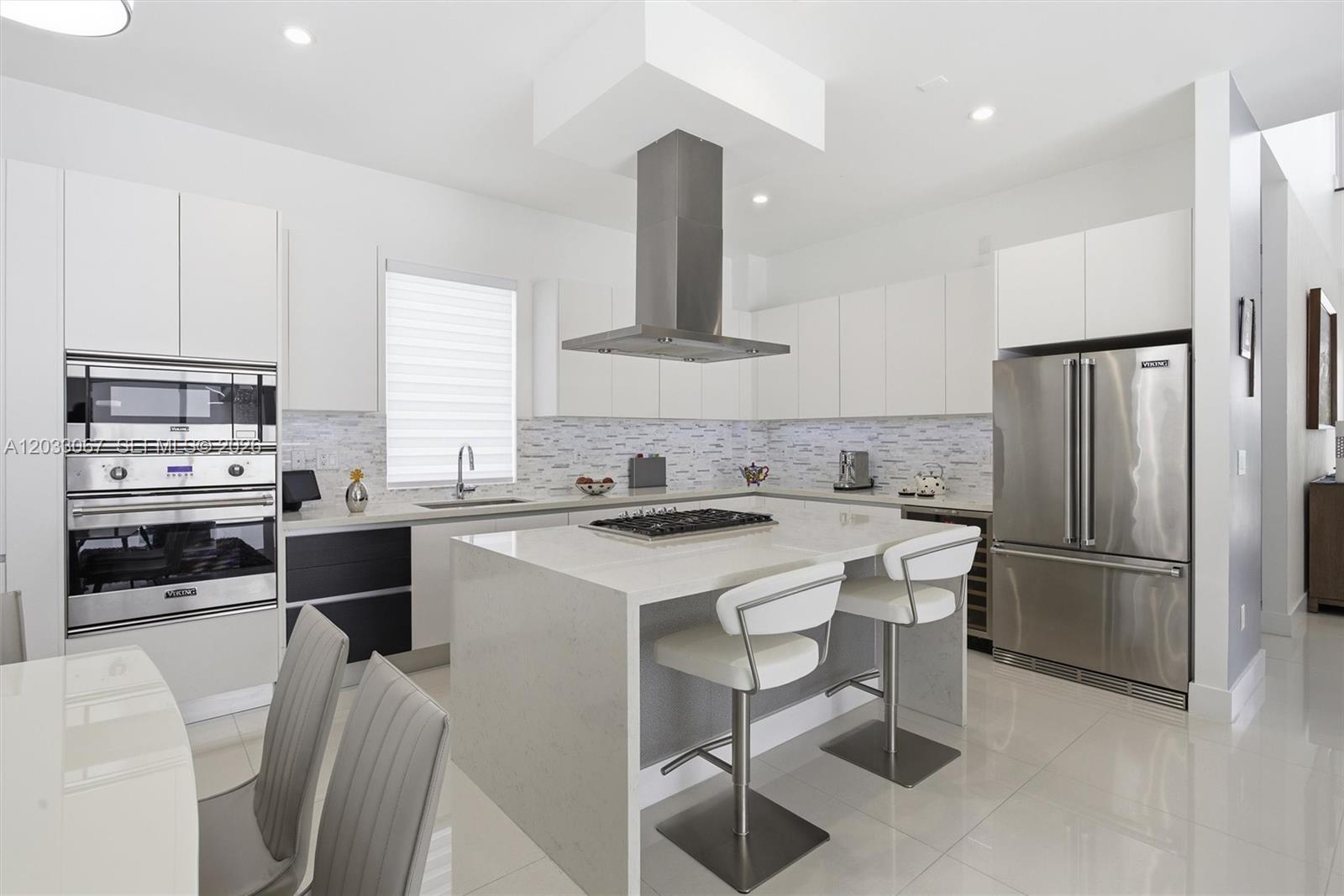 DORAL COMMONS RESIDENTIAL - Residential
