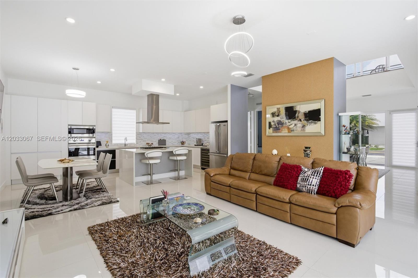 DORAL COMMONS RESIDENTIAL - Residential