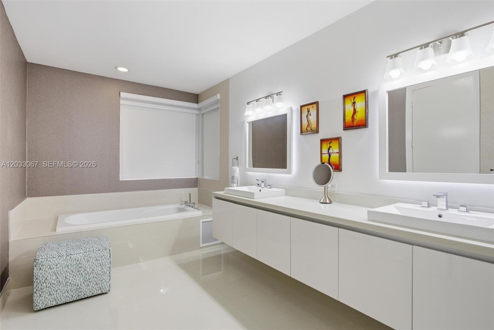 DORAL COMMONS RESIDENTIAL - Residential