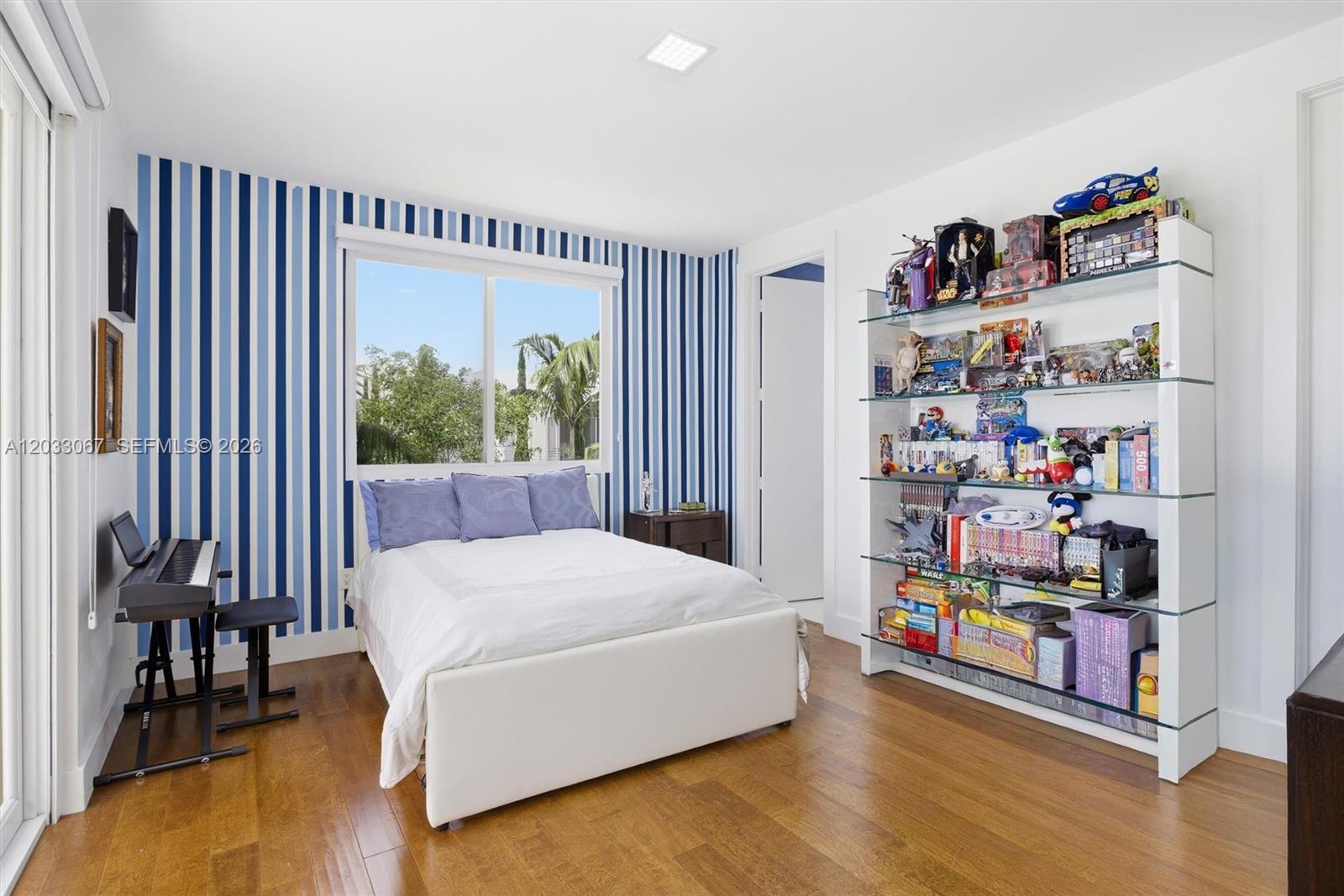 DORAL COMMONS RESIDENTIAL - Residential
