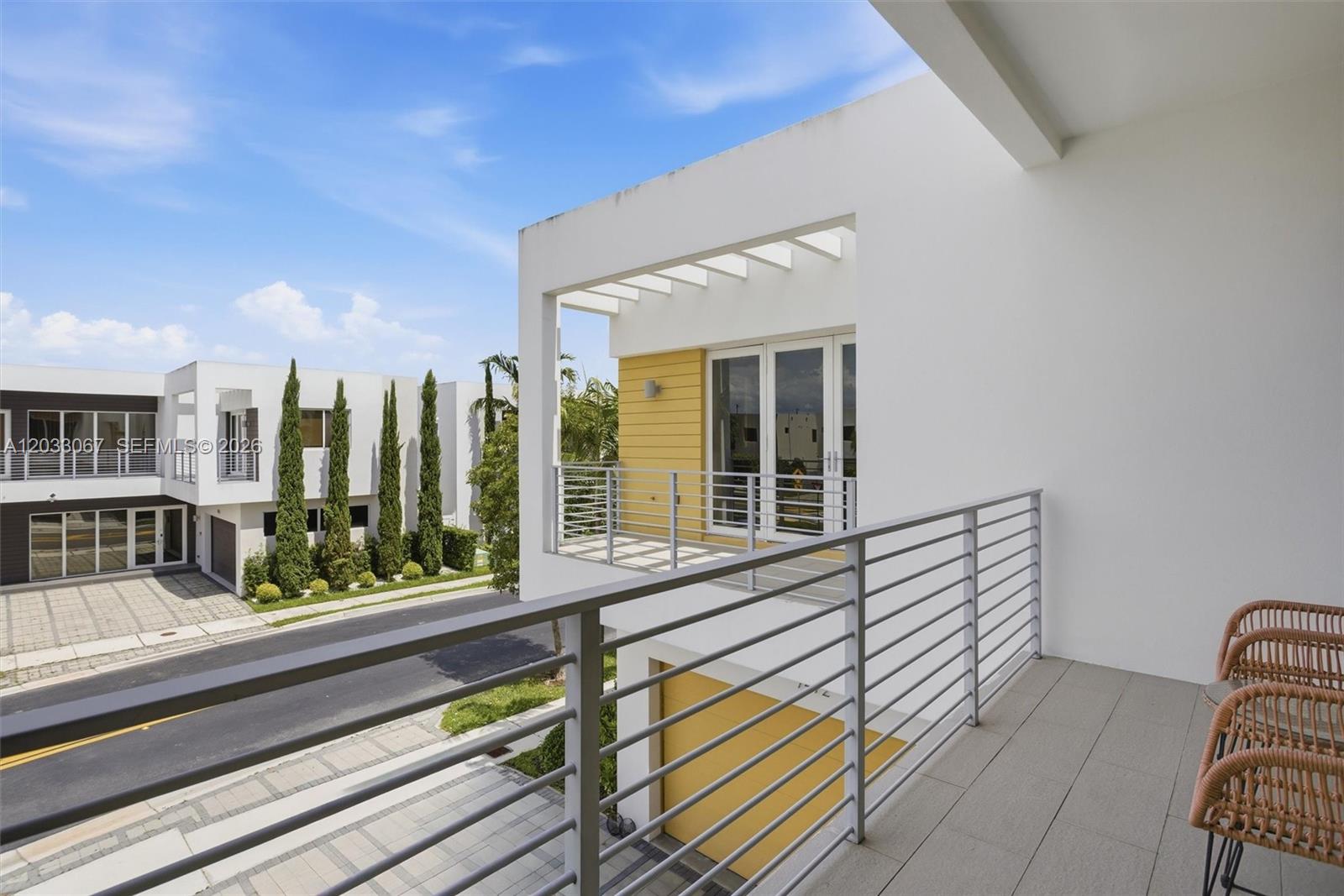 DORAL COMMONS RESIDENTIAL - Residential