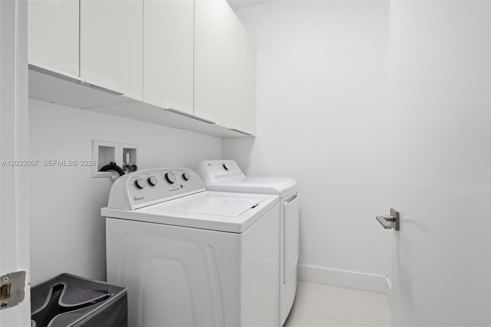 DORAL COMMONS RESIDENTIAL - Residential