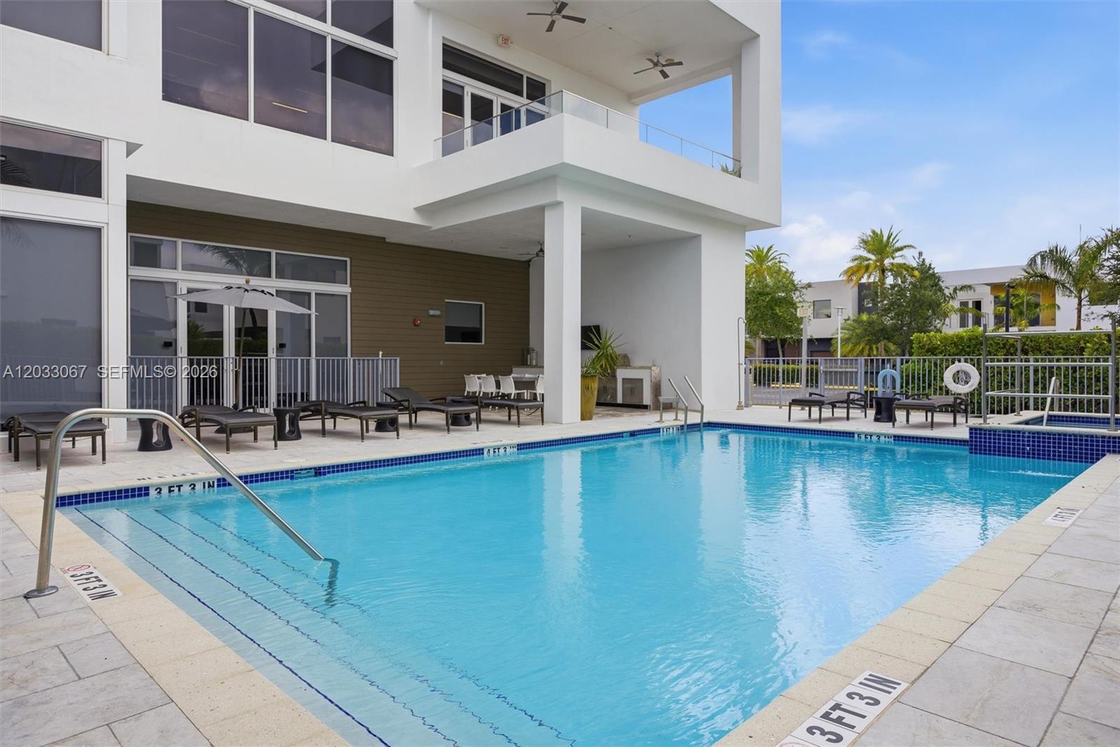 DORAL COMMONS RESIDENTIAL - Residential