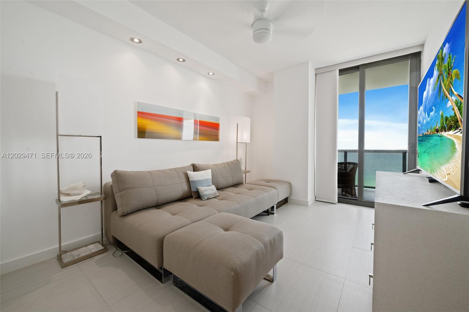 THE WAVES CONDO - Residential Lease