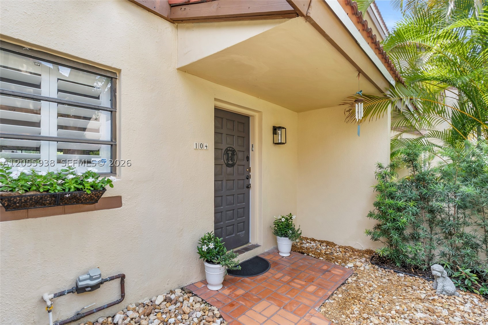 KENDALL LAKES EAST PATIO - Residential