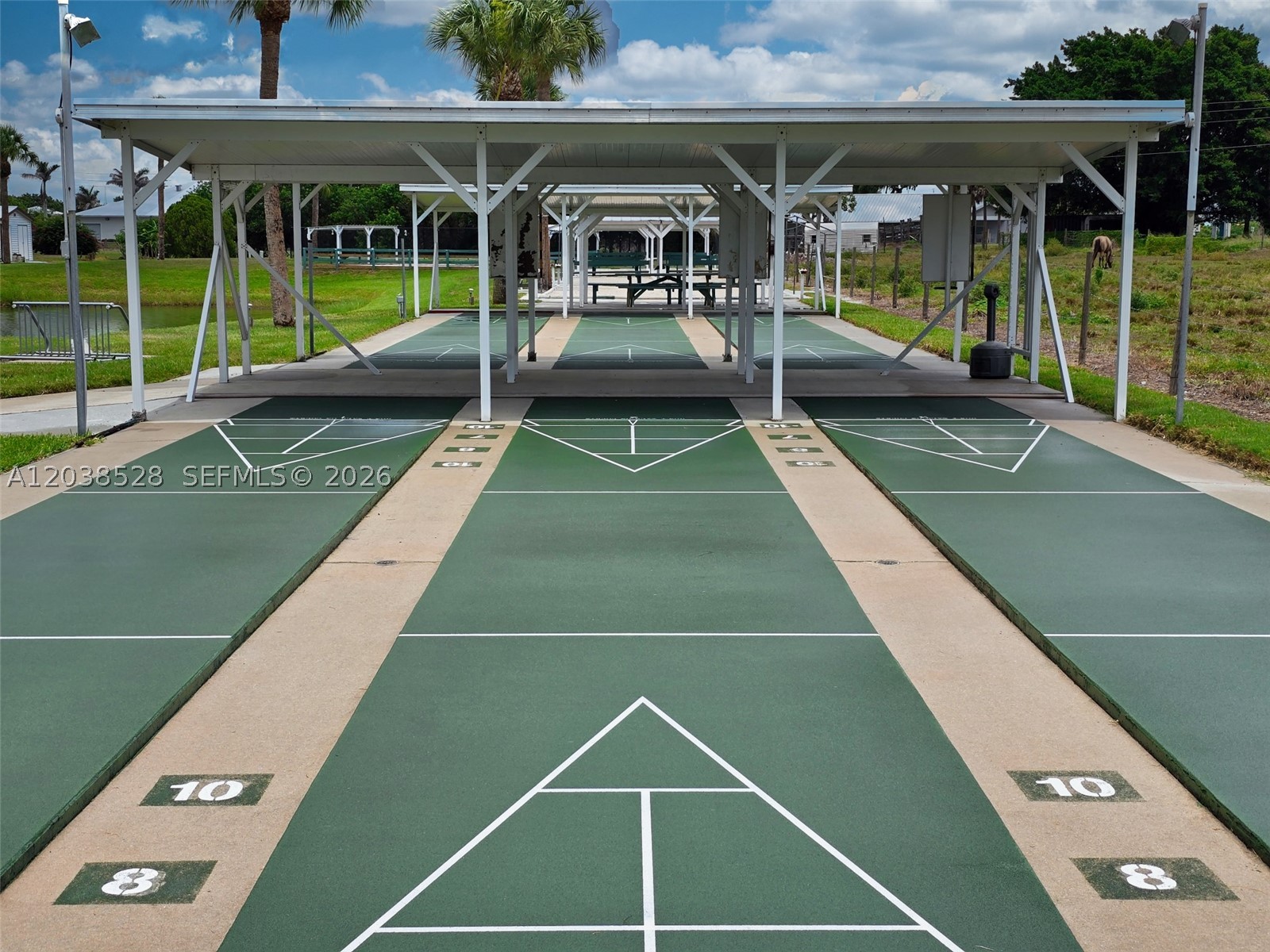 OASIS VILLAGE - Residential