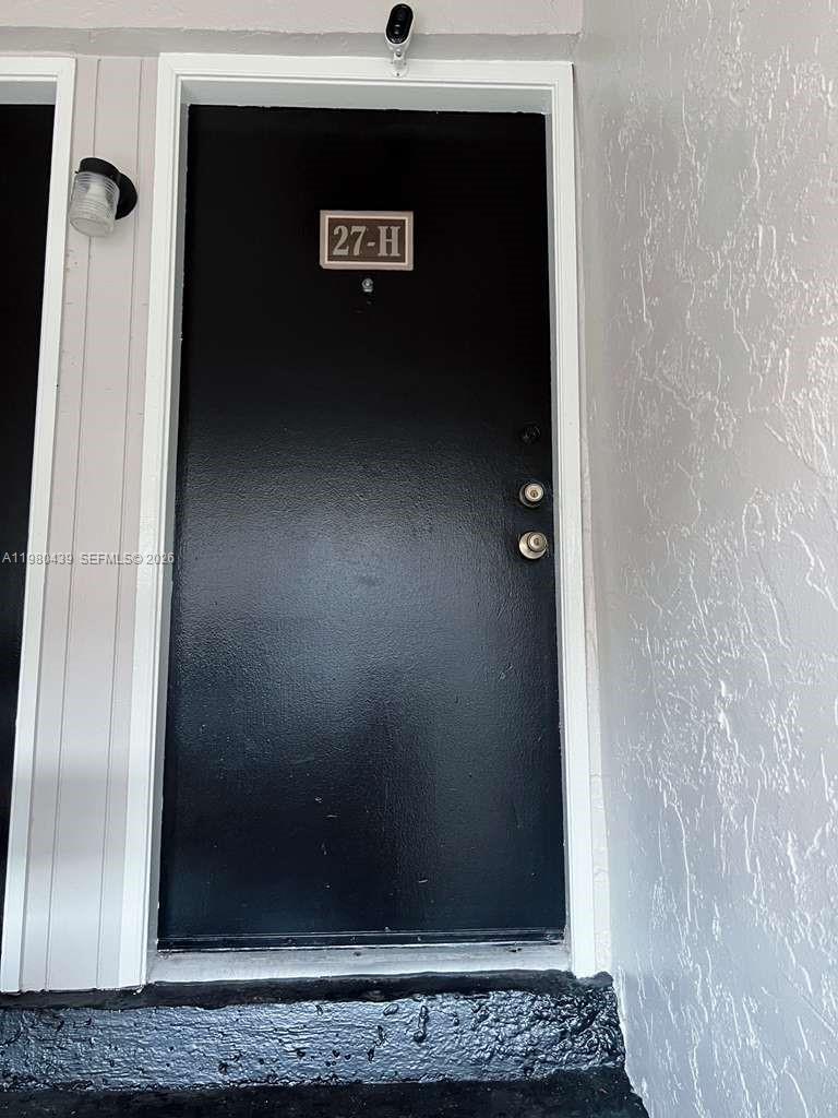 ARBOR KEYS CONDO - Residential