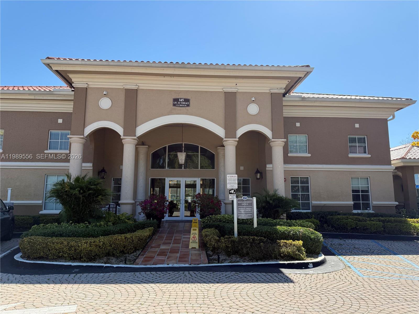 MARQUESA CONDO - Residential