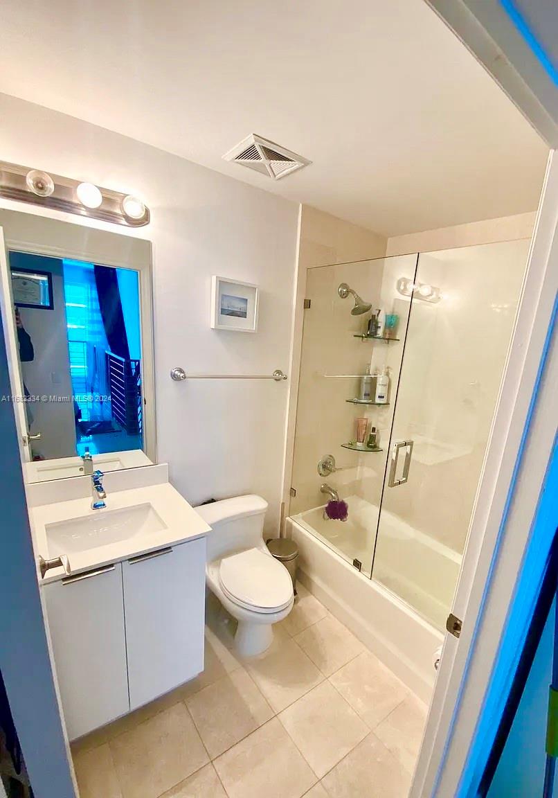 INFINITY AT BRICKELL COND - Residential Lease