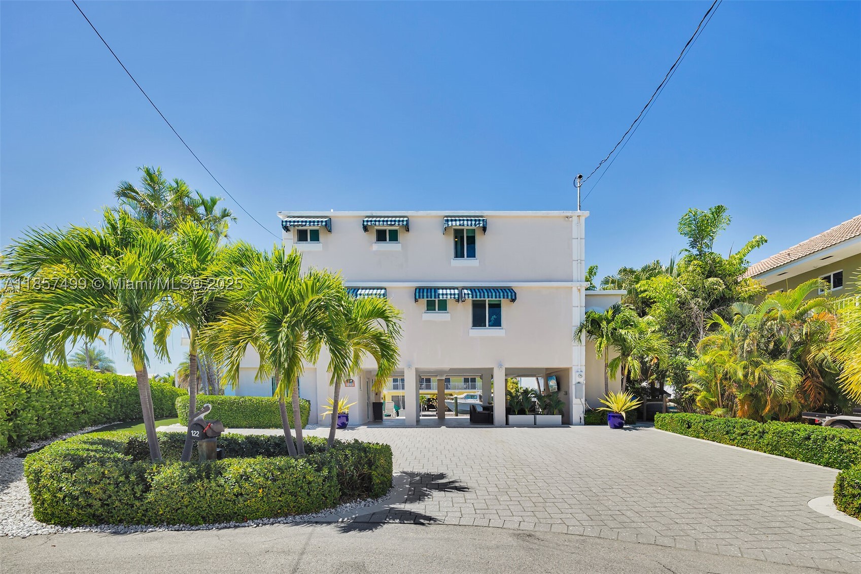 PORT ANTIGUA PLAT NO 5 & - Residential
