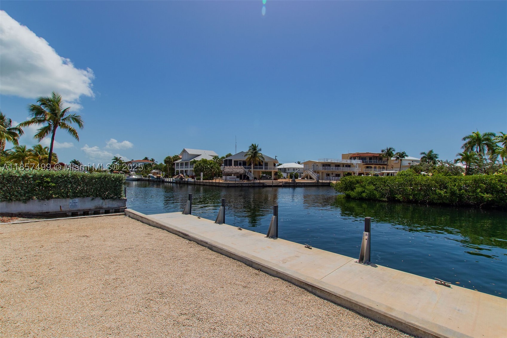 PORT ANTIGUA PLAT NO 5 & - Residential