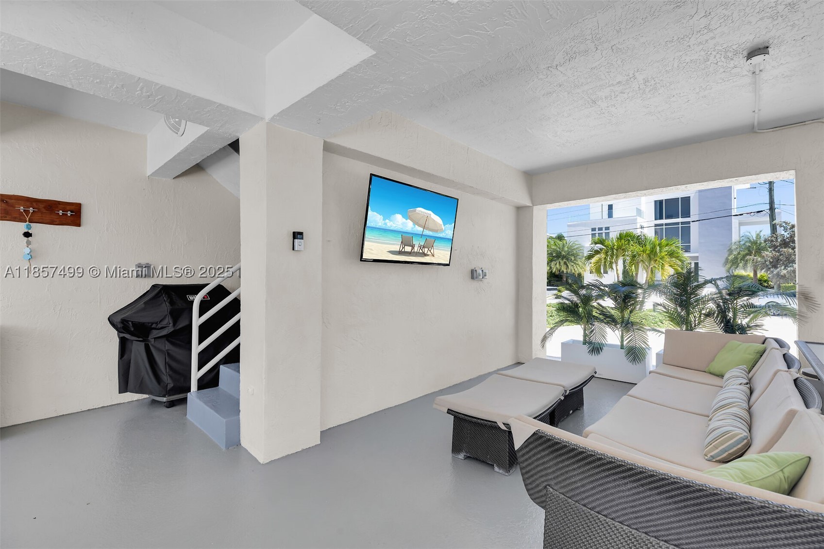 PORT ANTIGUA PLAT NO 5 & - Residential