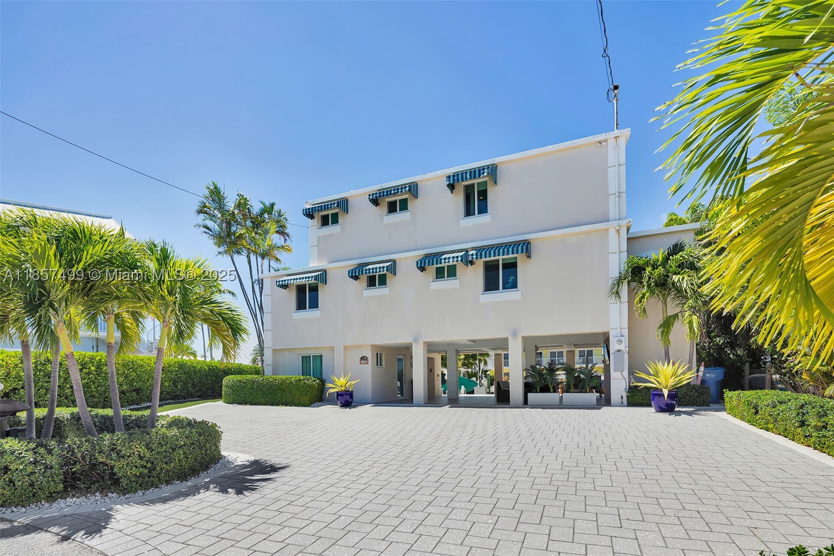 PORT ANTIGUA PLAT NO 5 & - Residential