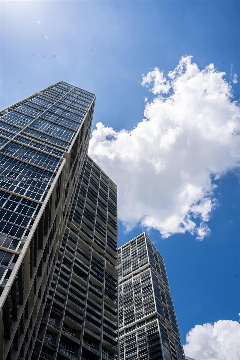 ICONBRICKELL CONDO NO 1 - Residential