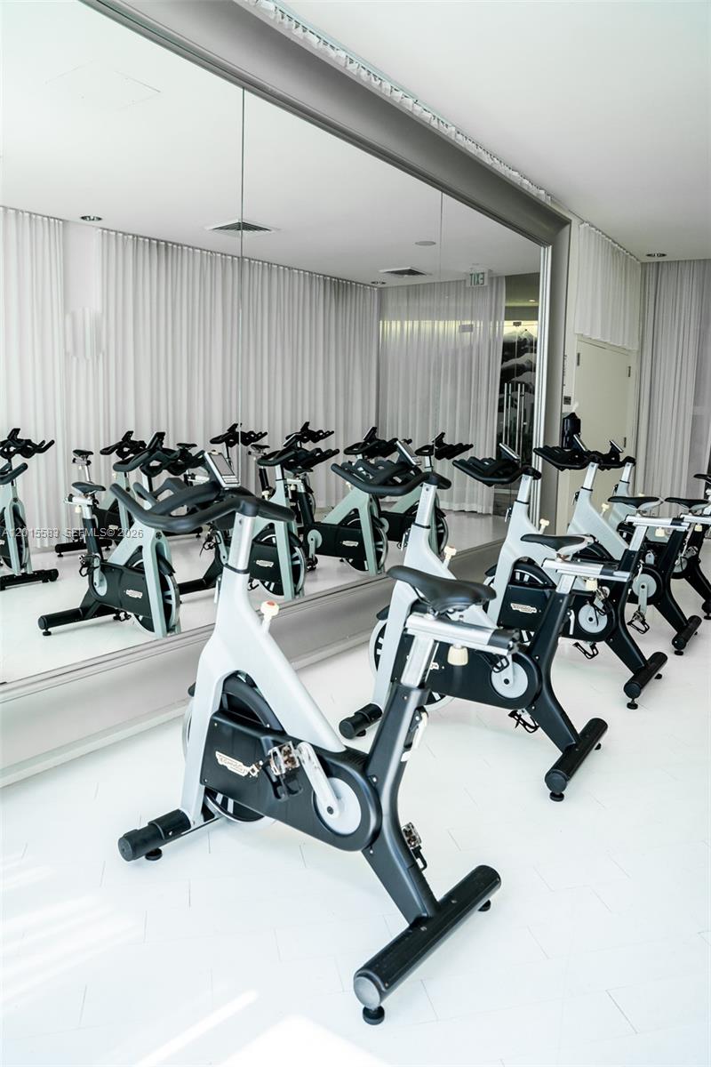 ICONBRICKELL CONDO NO 1 - Residential