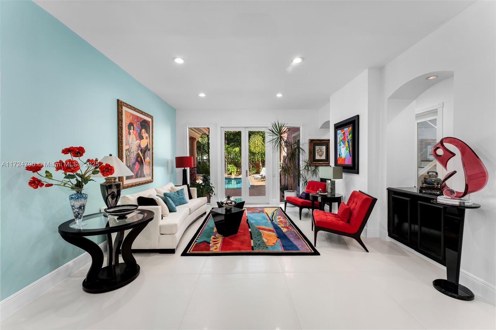 TREASURE TROVE - Residential