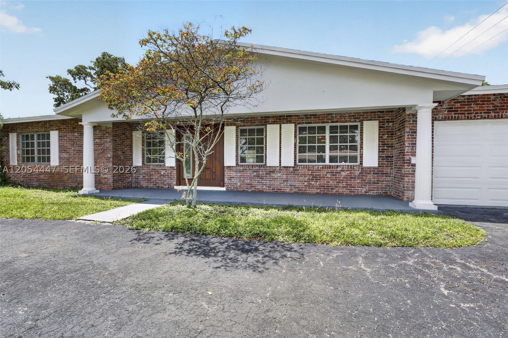 PLANTATION PARK LAKESITES - Residential