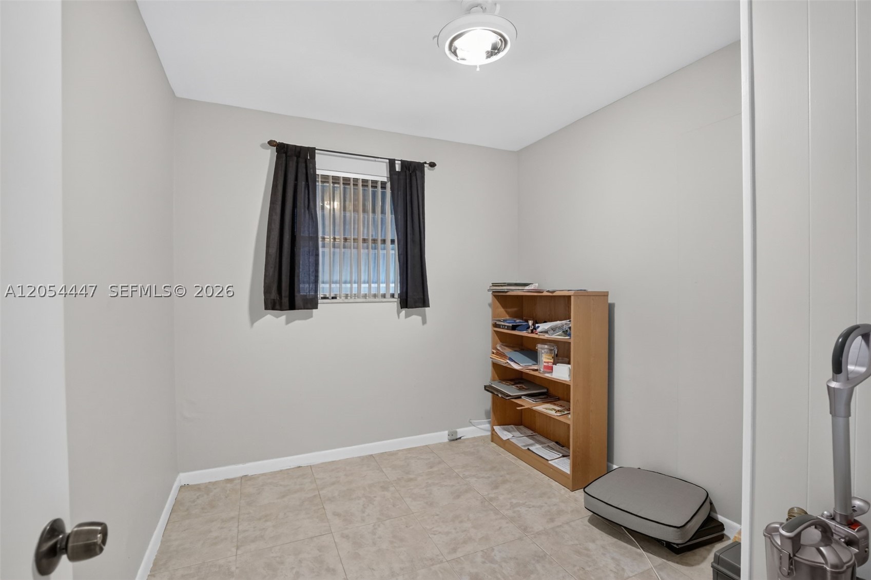 PLANTATION PARK LAKESITES - Residential