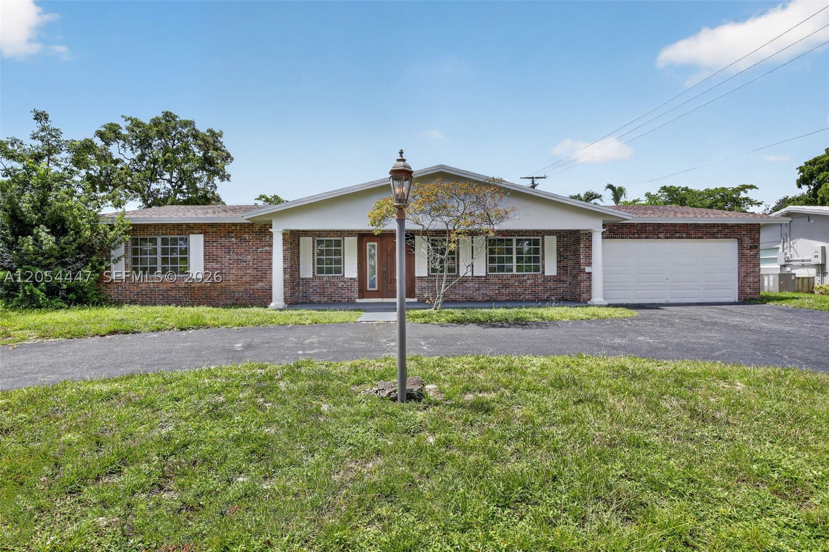 PLANTATION PARK LAKESITES - Residential