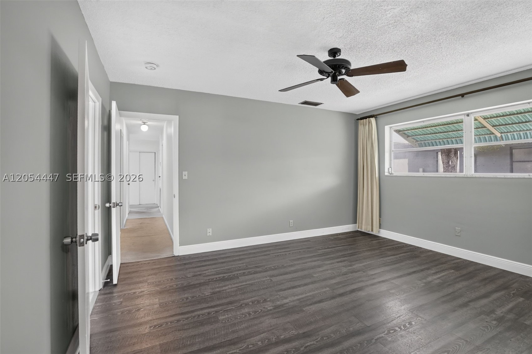 PLANTATION PARK LAKESITES - Residential