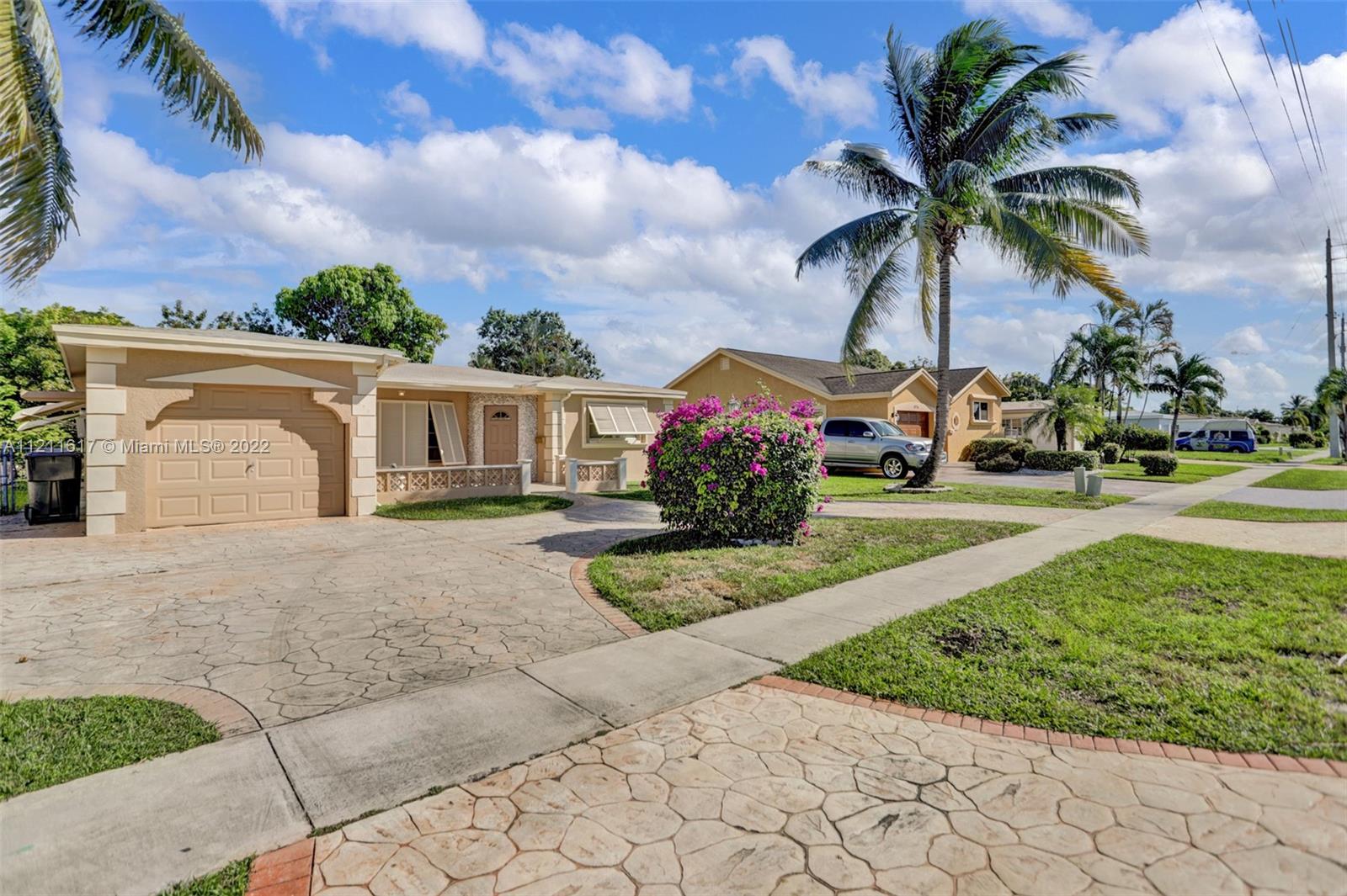 OAKLAND ESTATES NORTH 2 S - Residential Lease