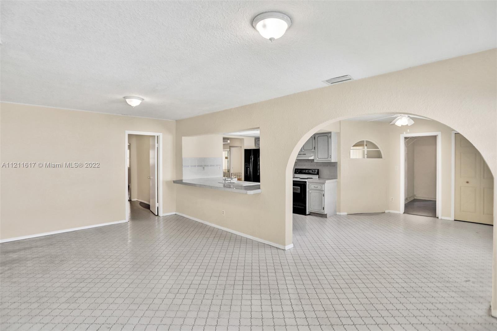 OAKLAND ESTATES NORTH 2 S - Residential Lease