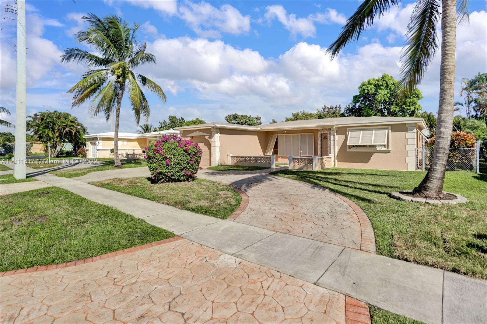 OAKLAND ESTATES NORTH 2 S - Residential Lease