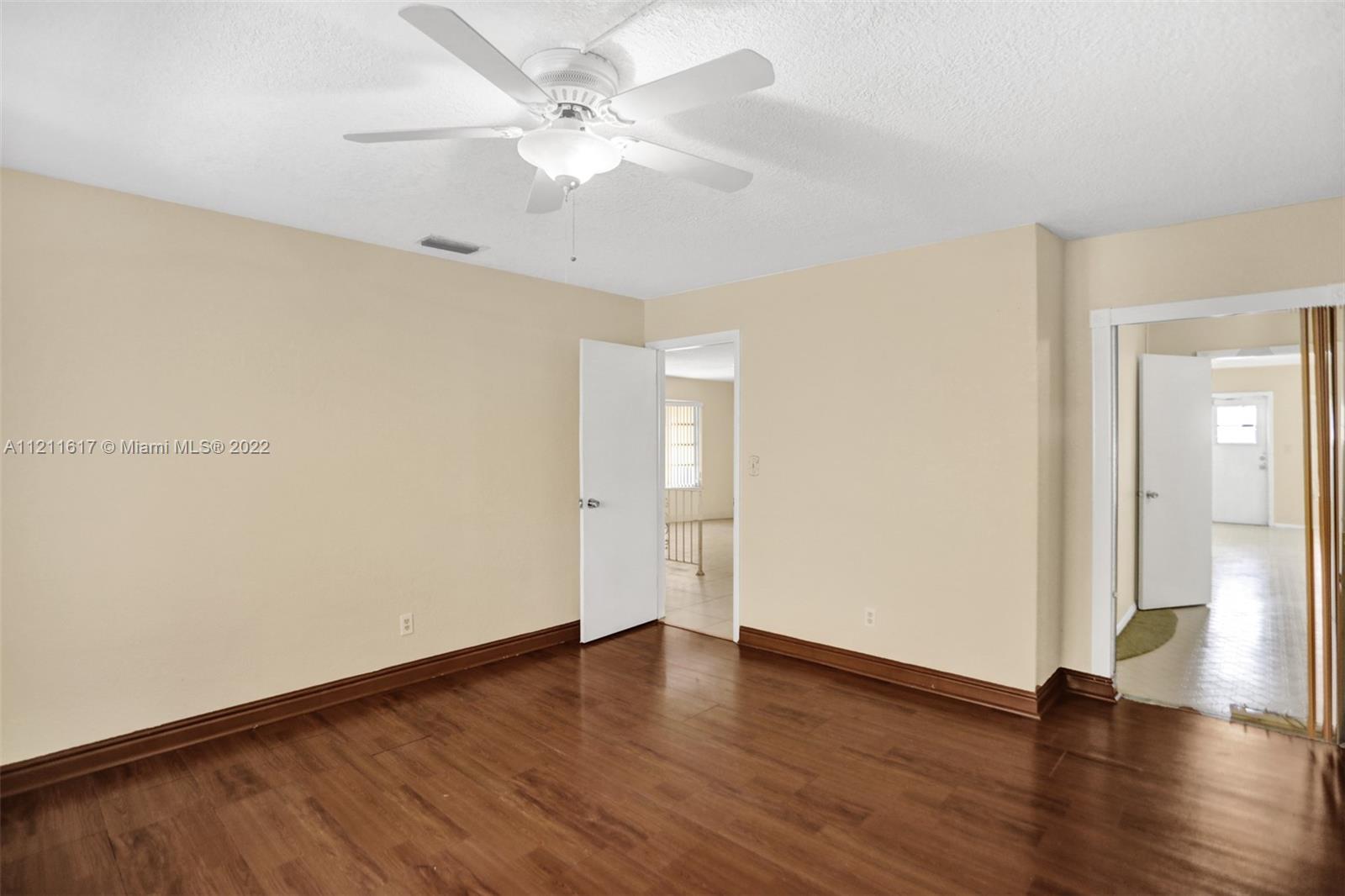 OAKLAND ESTATES NORTH 2 S - Residential Lease