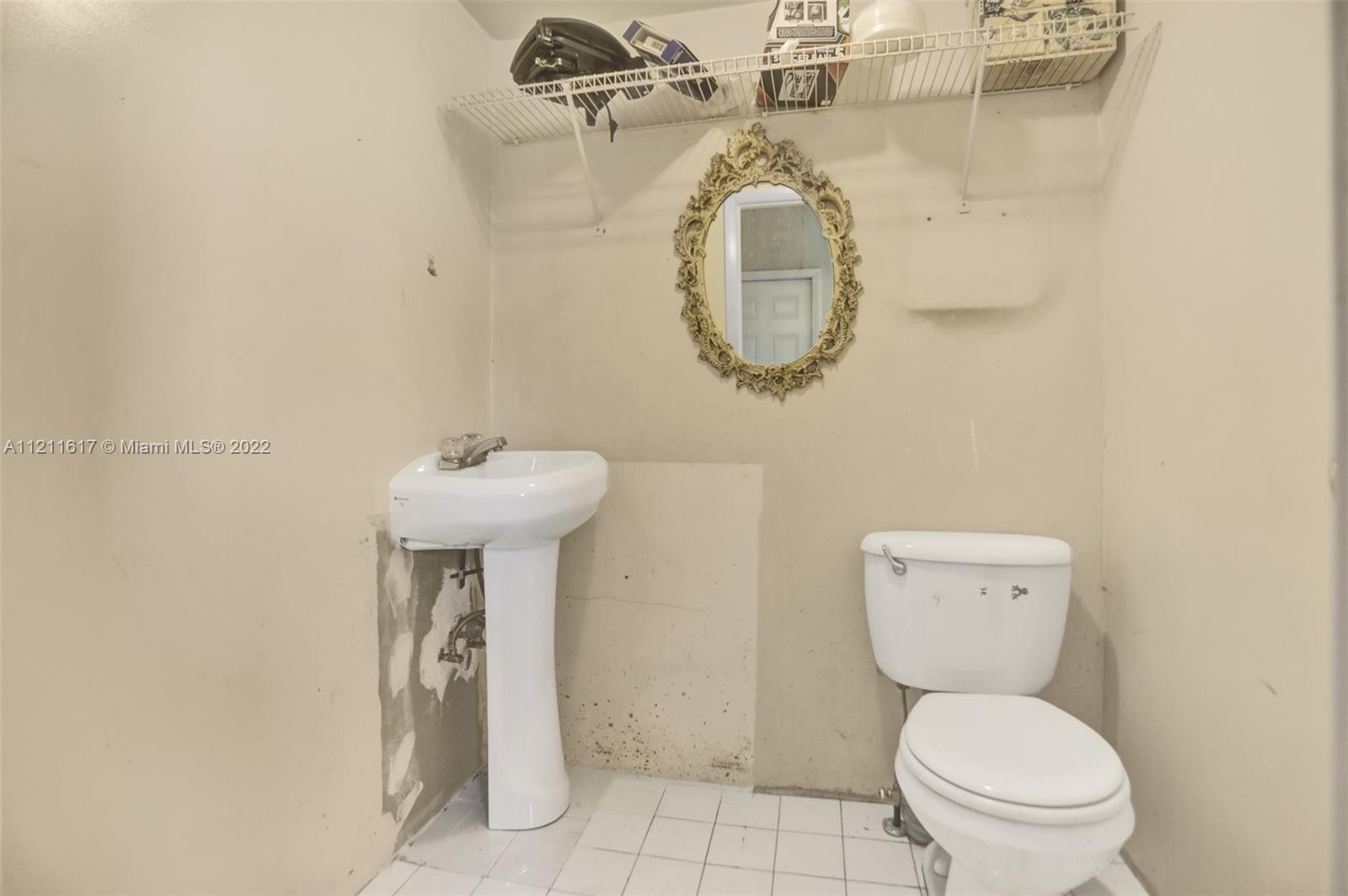 OAKLAND ESTATES NORTH 2 S - Residential Lease