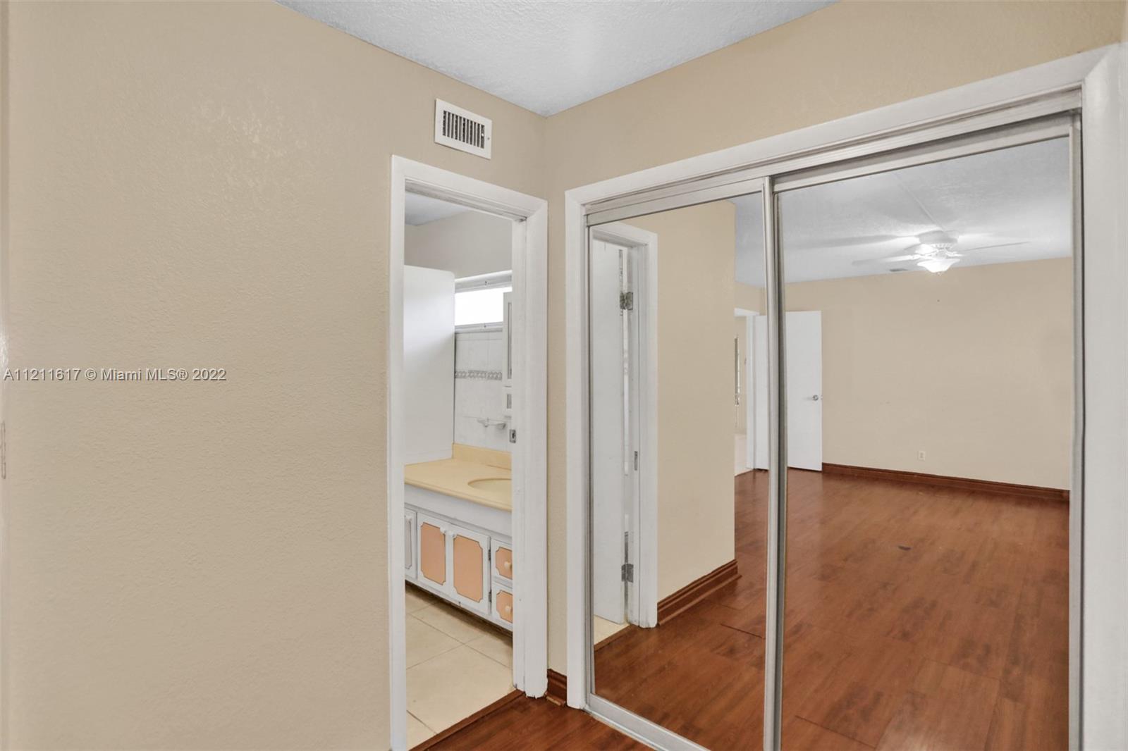 OAKLAND ESTATES NORTH 2 S - Residential Lease