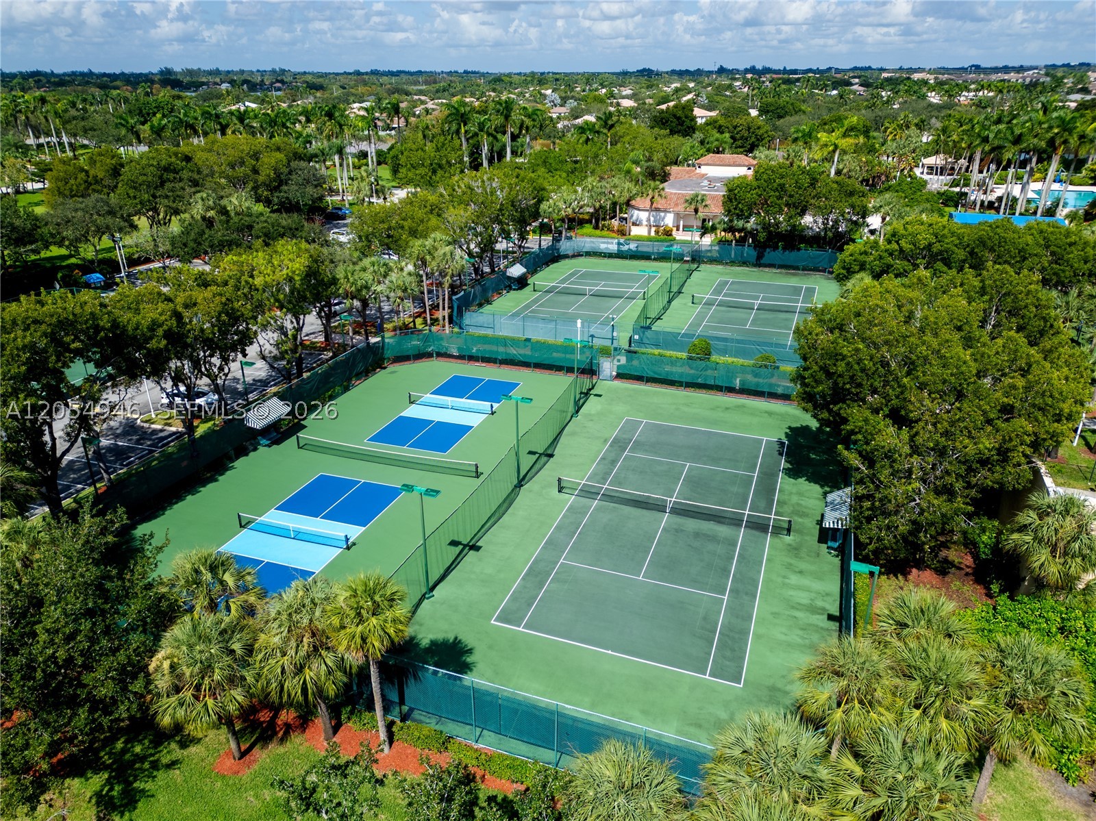 PEMBROKE ISLES 1 - Residential