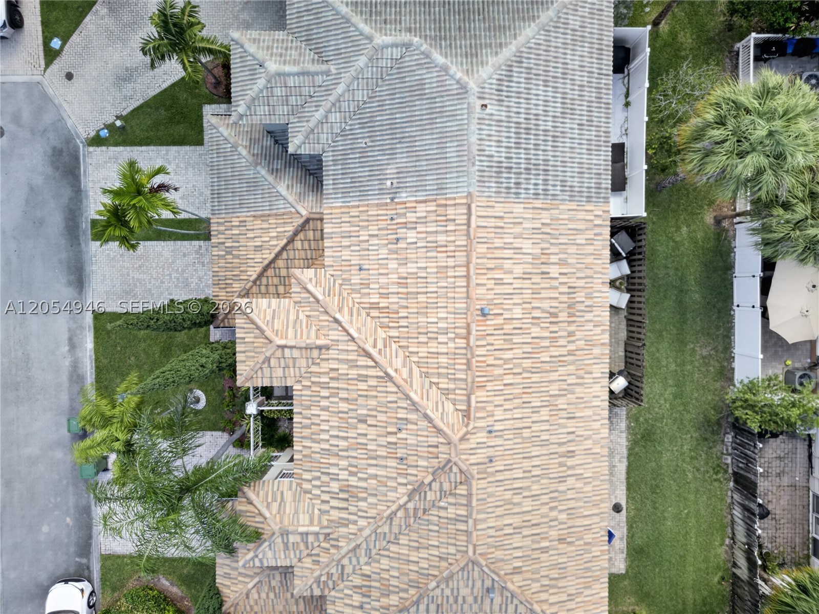 PEMBROKE ISLES 1 - Residential
